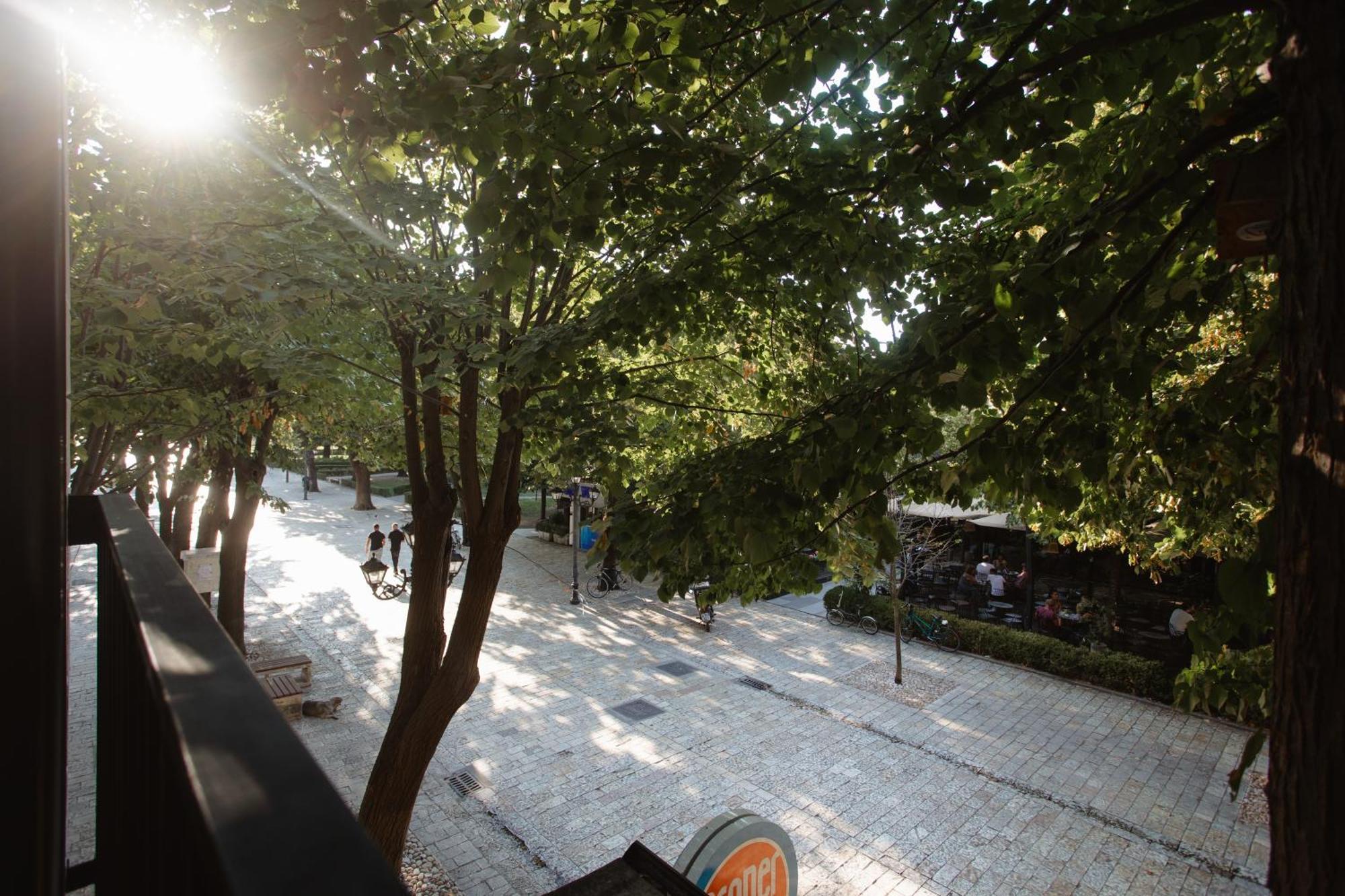 Downtown Hotel Shkodër Dış mekan fotoğraf
