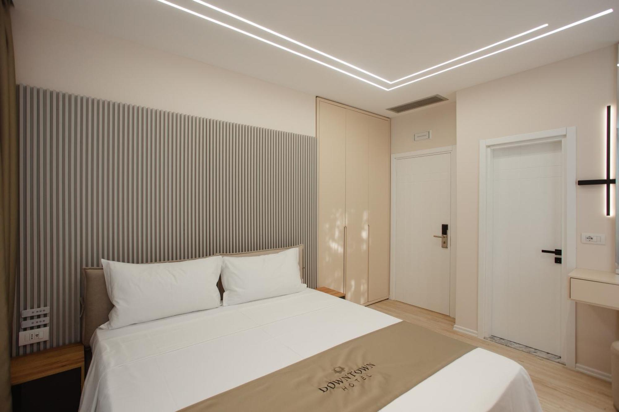 Downtown Hotel Shkodër Dış mekan fotoğraf