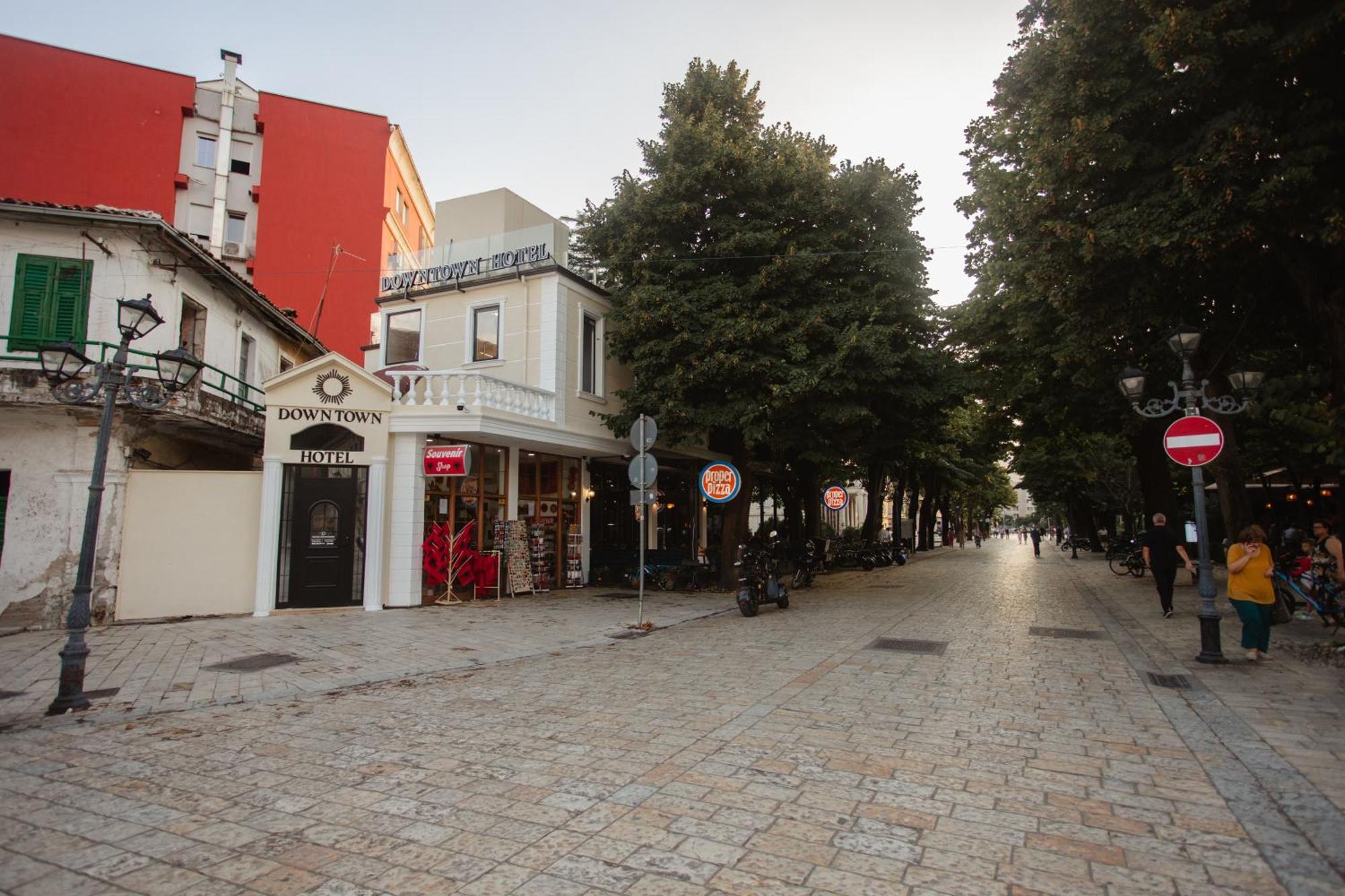 Downtown Hotel Shkodër Dış mekan fotoğraf