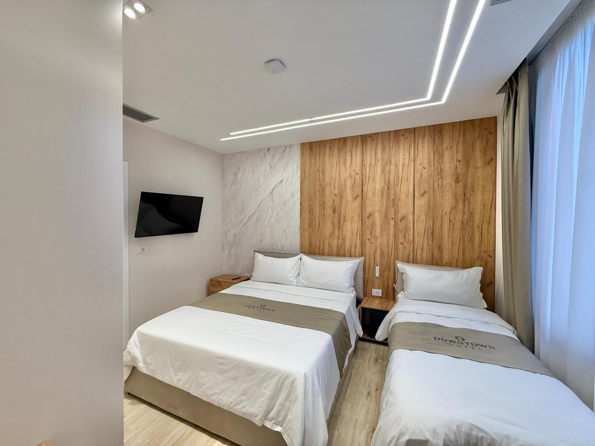 Downtown Hotel Shkodër Dış mekan fotoğraf
